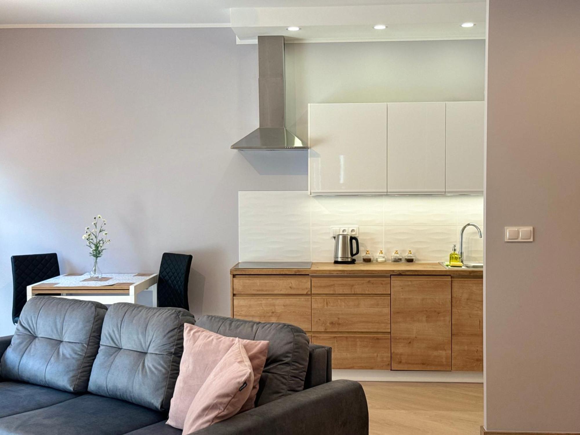 Good Time Apartments Dabrowskiego 58 Познан Екстериор снимка